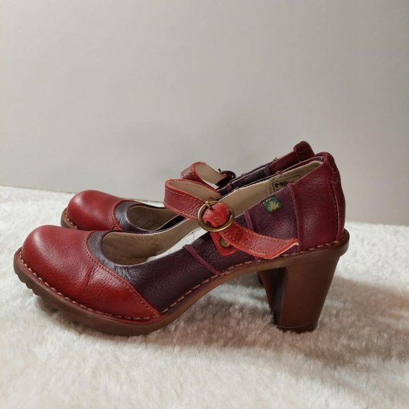 El Naturalista 37 Pumps Round Toe Block Heel Slingback Dark Red Leather - Size 7 - Picture 3 of 8
